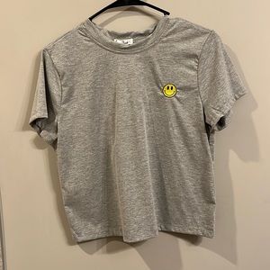 Gray t-shirt with smiley face